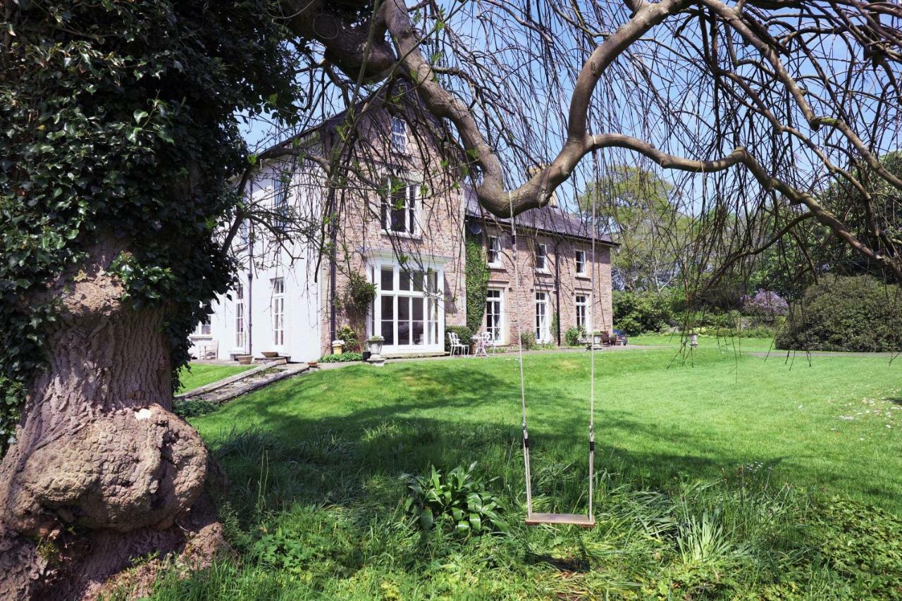 The Grange Bed & Breakfast Glasbury Екстериор снимка