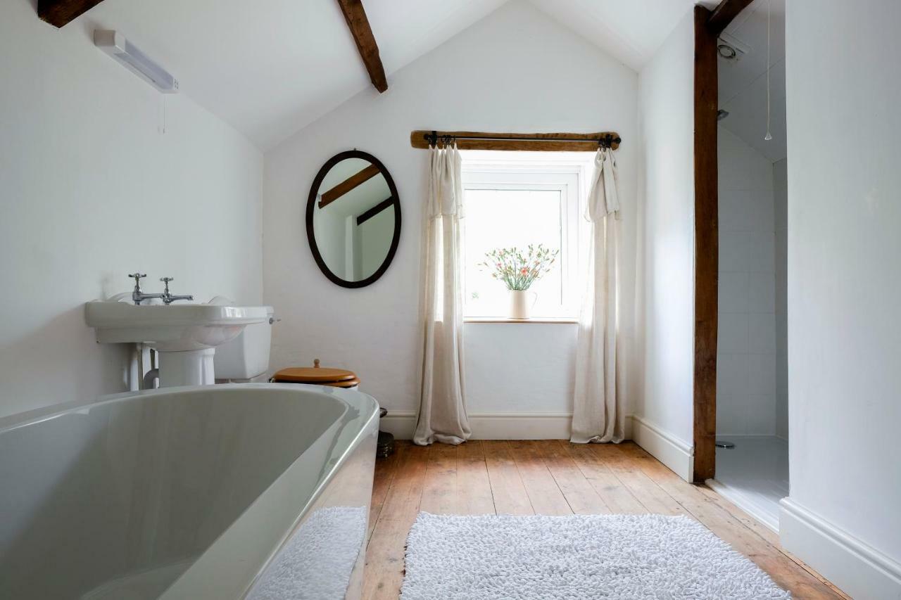 The Grange Bed & Breakfast Glasbury Екстериор снимка